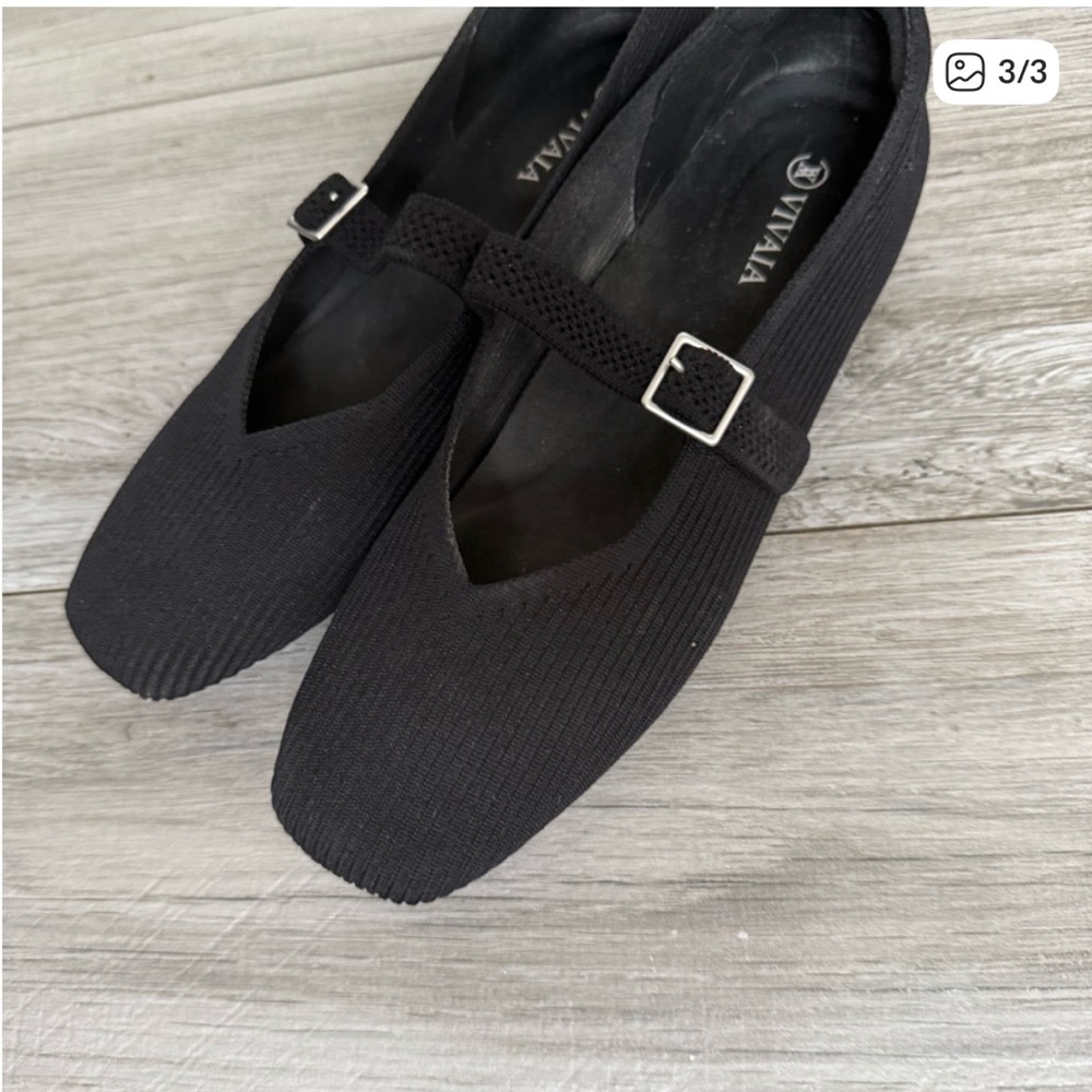 Vivaia Square-Toe Mary-Jane (Margot Mary-Jane)